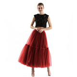 Red Treuto Skirt (treutoyeu model)