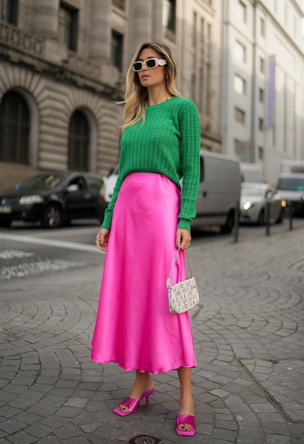 Wiva Satin Skirt in Rose Pink