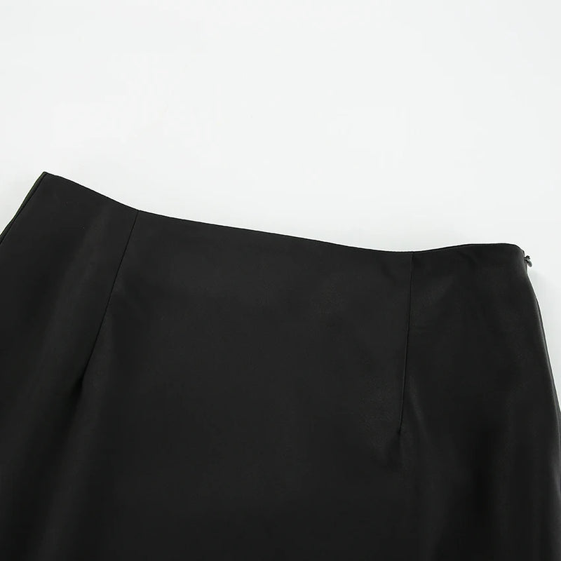 Wiva Maxi Skirt in Black