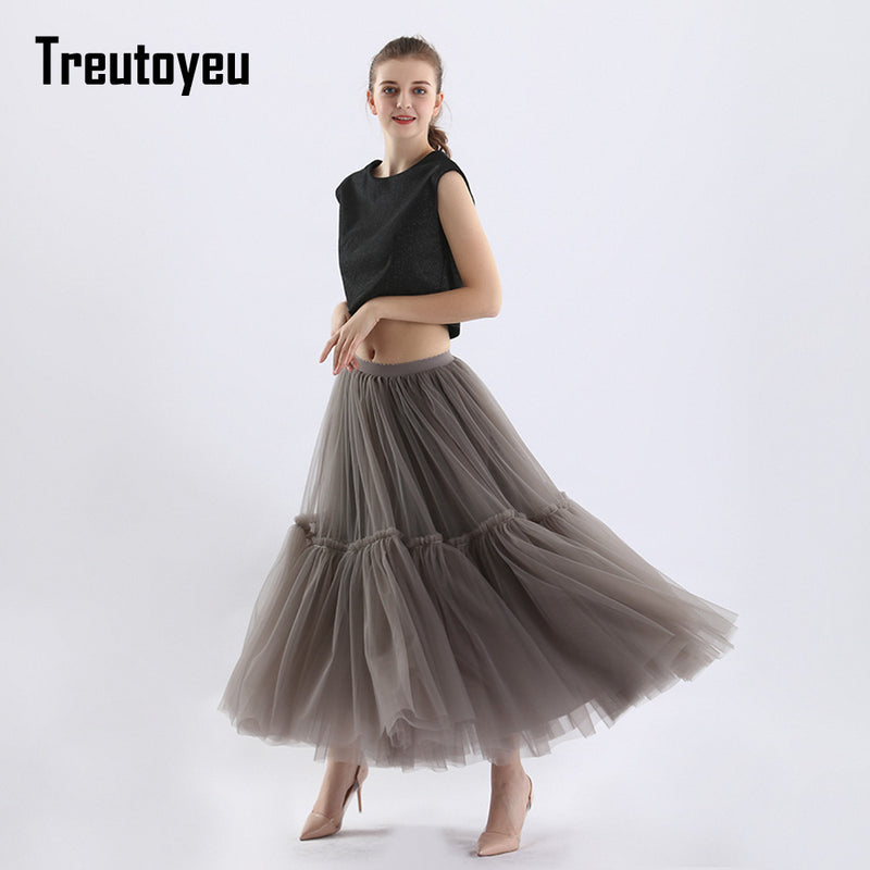 Treuto Skirt (treutoyeu model)